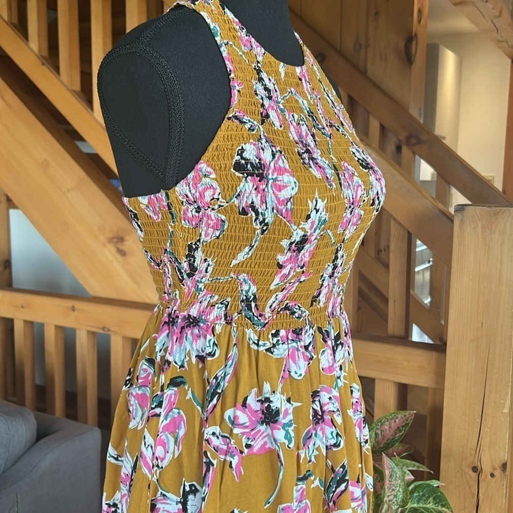 Floral Smocked Sleeveless Dress Size XS - Picture 3 of 15